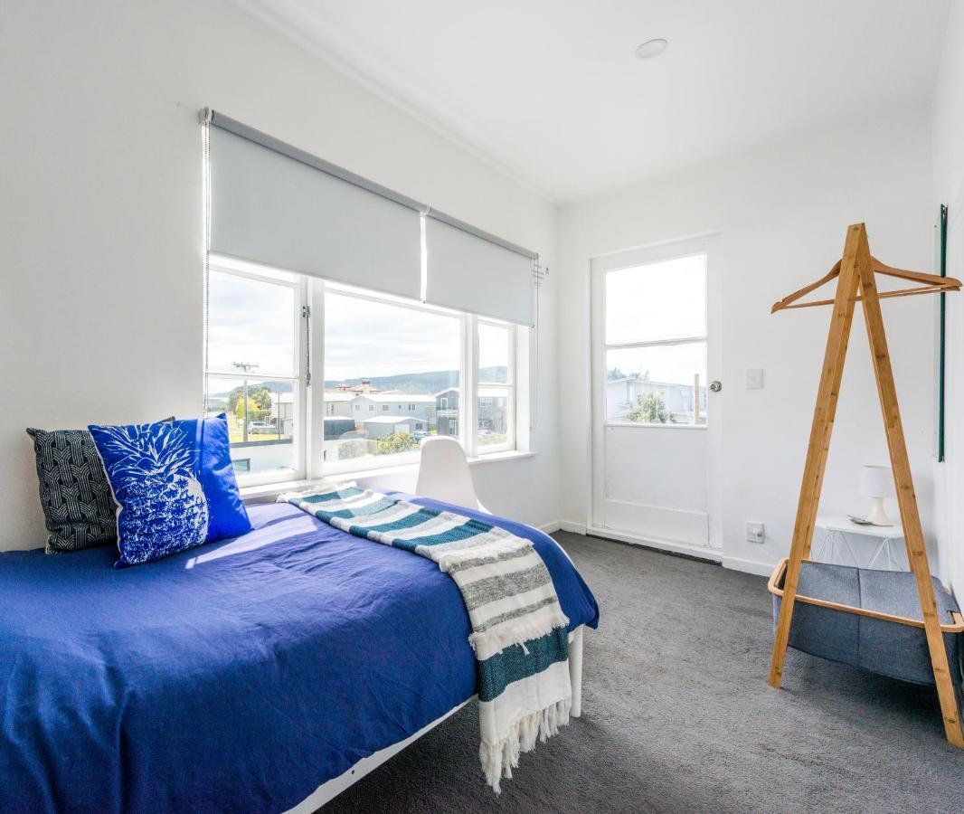 Surf N Stay Whangamata Eksteriør bilde