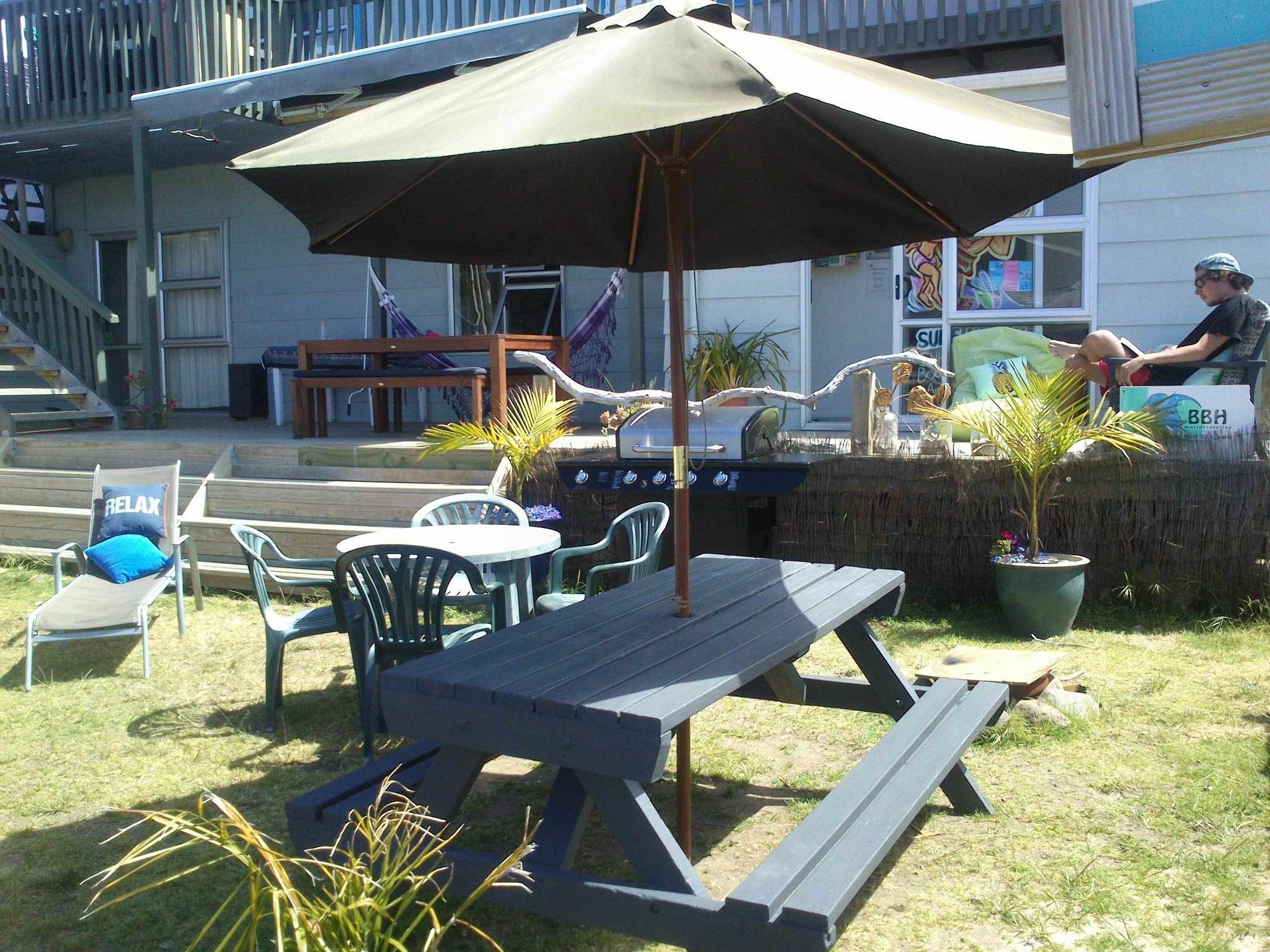 Surf N Stay Whangamata Eksteriør bilde
